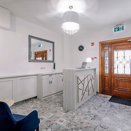Soho Apartmanhaz ジュール エクステリア 写真