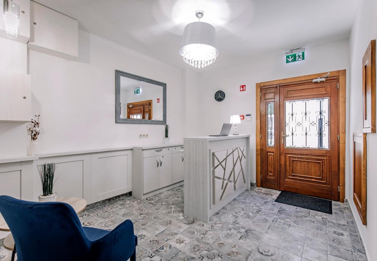 Soho Apartmanhaz ジュール エクステリア 写真
