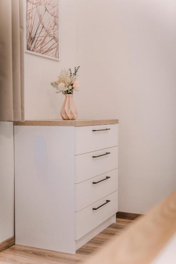 Soho Apartmanhaz ジュール エクステリア 写真