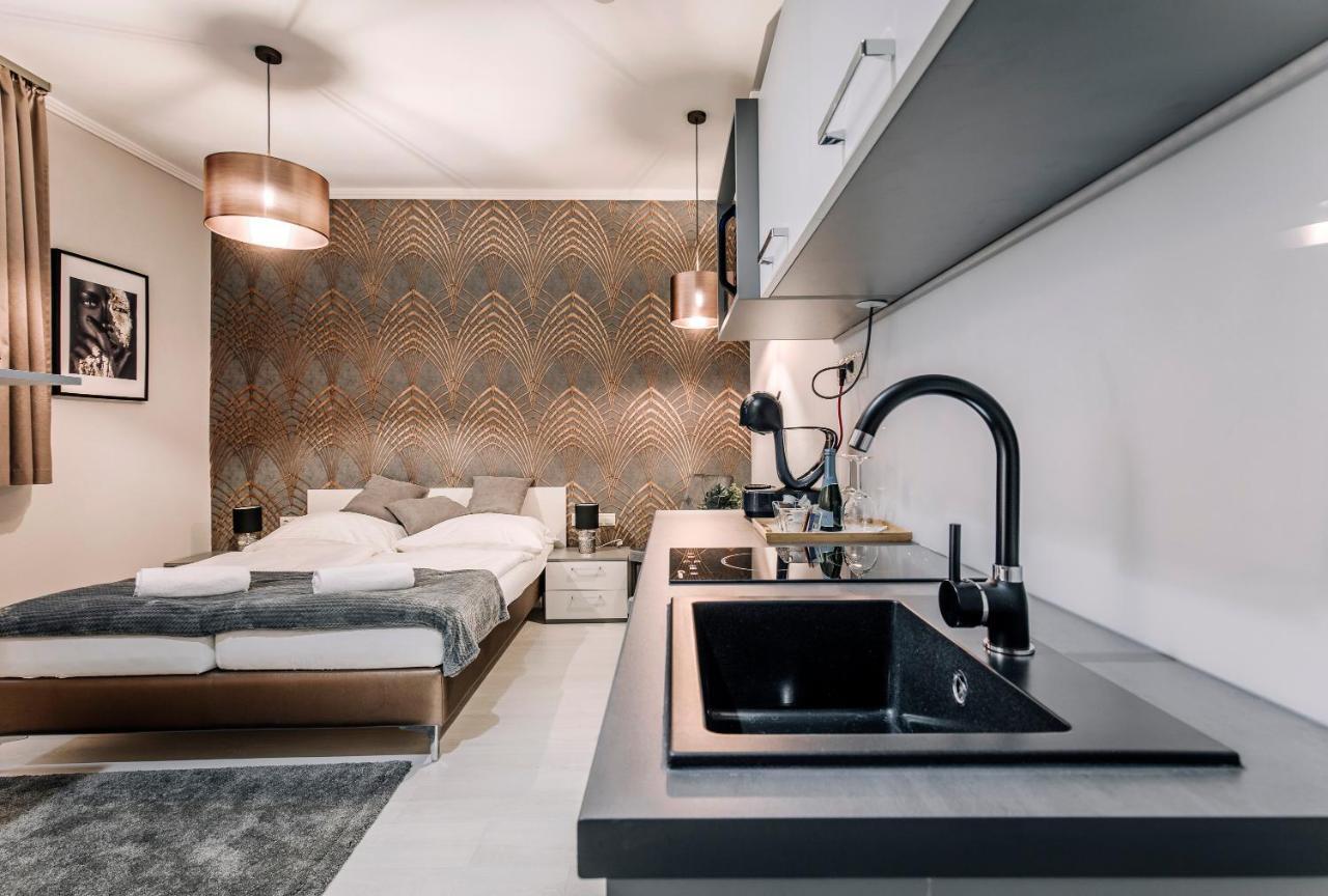 Soho Apartmanhaz ジュール エクステリア 写真